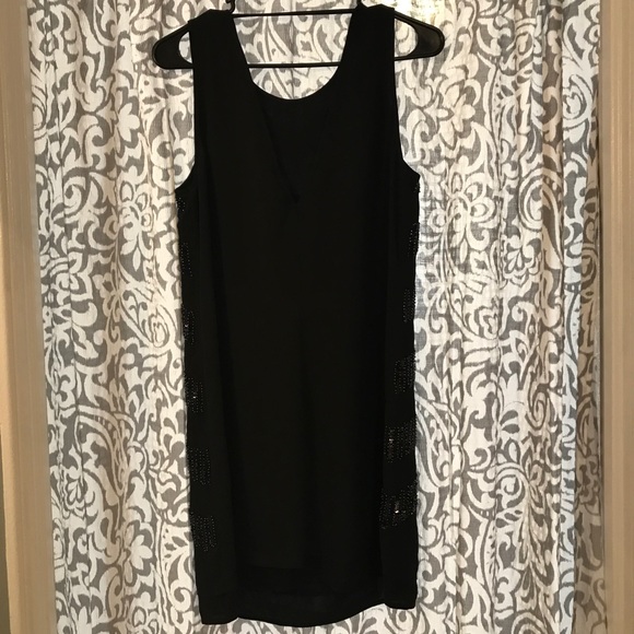 H&M Sleeve-less Sequinned Dress in Black - Picture 6 of 6